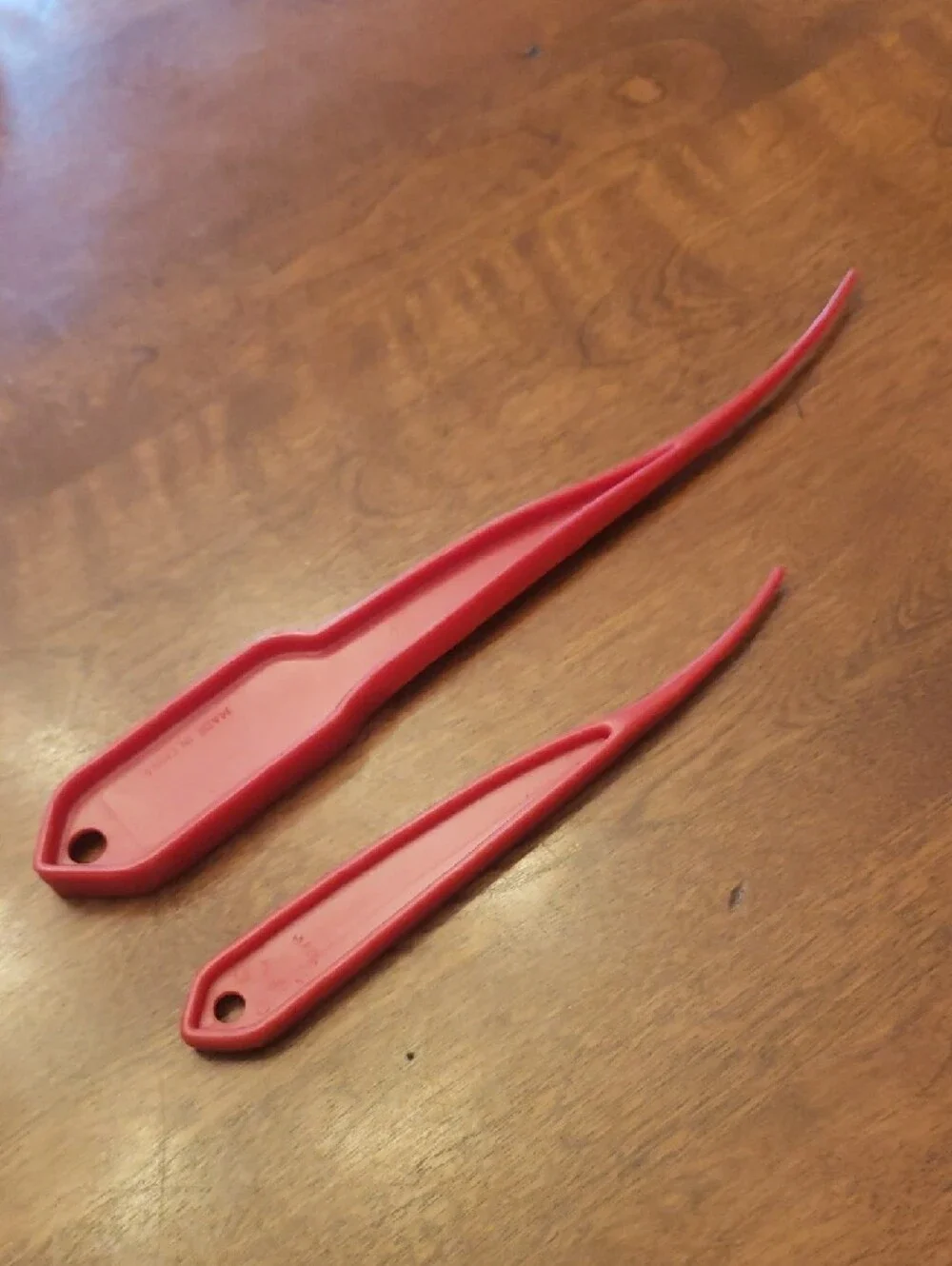 Vtg (2) Fairgrove Red Plastic Shrimp Deveiner, Cleaner, Pealer Tools